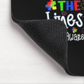 Farbe außerhalb der Linien Autismus Bewusstsein We Mousepad (Ecke)