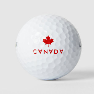 Farbe des Ahornblattes auf dem Kopf Golfball