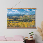 Farbe des Herbstes in flachen Tops | Routinemäßige Wandteppich Mit Holzrahmen (Schlafzimmer)