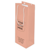 Farbe des Trends - Geschenktüte für weiche Pfirsic (Vorderseite Schrägansicht)
