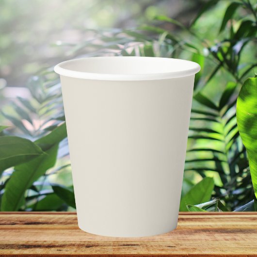 Farbe des weißen Kaffees Pappbecher