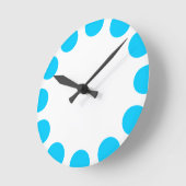 Farbe Halbmond - Sky Blue mit Weiß Runde Wanduhr (Winkel)