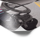 Farbe über Schwarz-Weiß-Druck. Fotodruck (Ecke)