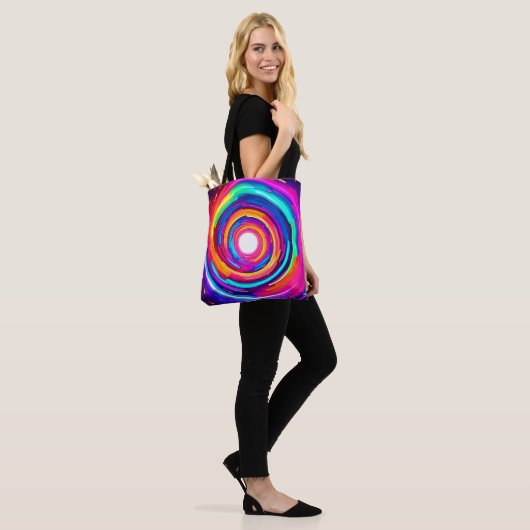 Farbe Vortex: Dynamisches Design Tasche (Am Model)