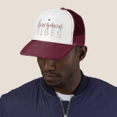 Farbeditierbare Flitterwochenvibes Truckerkappe (Beispiel)