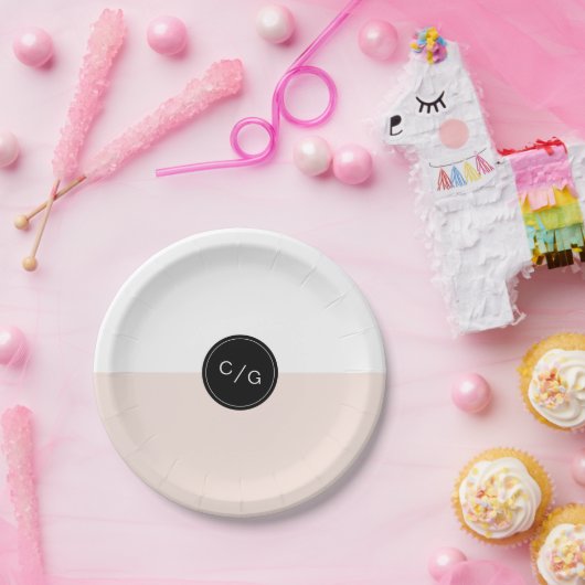 Farbeditierbare minimalistische moderne Hochzeitmo Pappteller (Party)