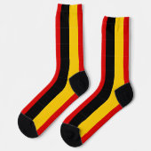 Farben der deutschen Flagge gestrichen Socken (Linkes Detail)