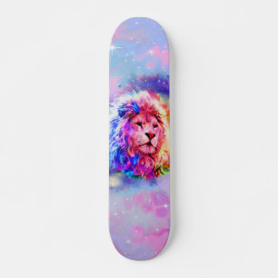 Farbenfarbener Löwenraum Skateboard