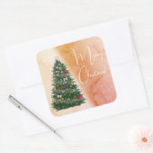 Farbenfroh dekoriert Weihnachtsbaum Quadratischer Aufkleber (Umschlag)