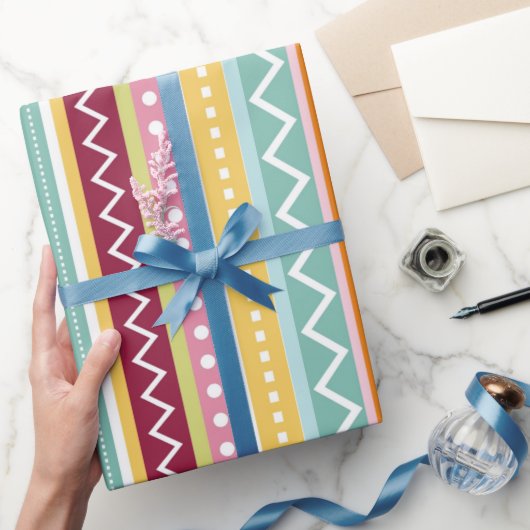Farbenfroh gestreift geschenkpapier (Schenken)