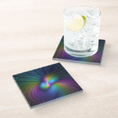 Farbenfroh mit blauem, modernem Abstraktem Fraktal Glasuntersetzer (Schrägansicht)