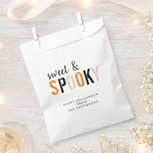 Farbenfroh süß und lecker | Frohe Halloween Geschenktütchen (Ausgeschnitten)