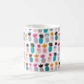 Farbenfrohe abstrakte Ananas und Leder Kaffeetasse (Mittel)