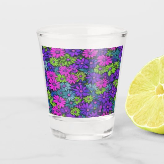Farbenfrohe Abstrakte Daisies #21 Schnapsglas (Vorderseite)