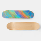 Farbenfrohe Abstrakte, digitale Muster Skateboard (Horizontal)