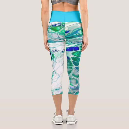 Farbenfrohe Abstrakte Künstlerisch blaugrüne Niedl Capri Leggings (Rückseite)