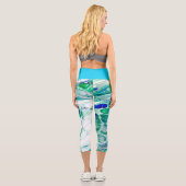 Farbenfrohe Abstrakte Künstlerisch blaugrüne Niedl Capri Leggings (Rückseite)
