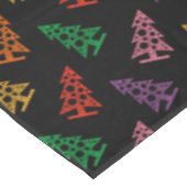 Farbenfrohe Abstrakte Weihnachtsbaummuster Tischdecke (Schrägansicht)