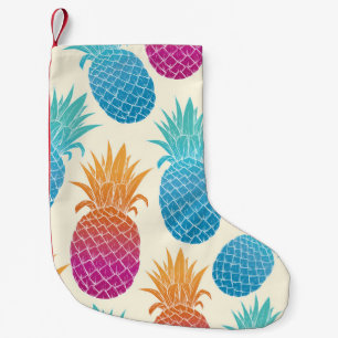 Farbenfrohe Ananas hellgelber Hintergrund Kleiner Weihnachtsstrumpf