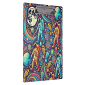 Farbenfrohe Astronautenspaziermuster Klemmbrett (Rechts)