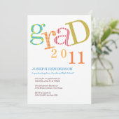 Farbenfrohe Aufregung Abschluss-Klassenankündigung Einladung (Stehend Vorderseite)