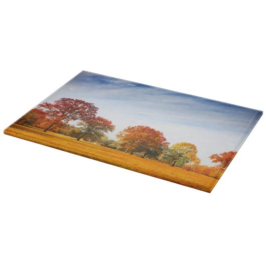 Farbenfrohe Bäume Landschaft Herbst Saison Schneidebrett (Ecke)