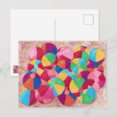 Farbenfrohe Beach Balls Collage auf Sand Postkarte (Vorne/Hinten)
