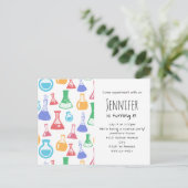 Farbenfrohe Beakers und Flasken-Wissenschaftsmuste Einladungspostkarte (Stehend Vorderseite)