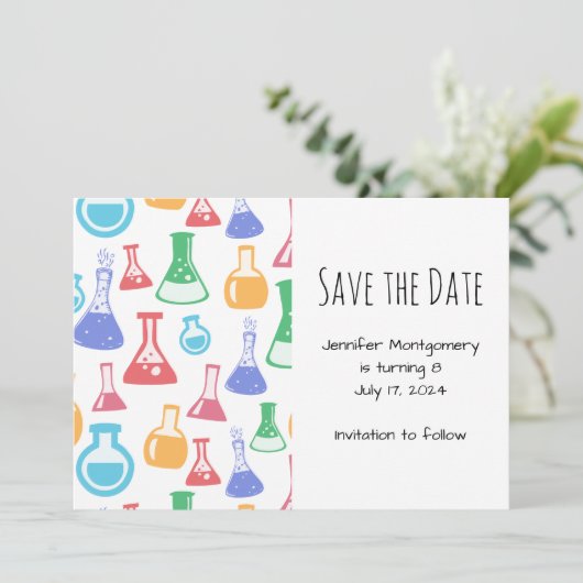 Farbenfrohe Beakers und Flasken-Wissenschaftsmuste Save The Date (Stehend Vorderseite)
