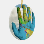 Farbenfrohe bemalte Weltkarte in Handarbeit, Art F Keramikornament (Vorne)