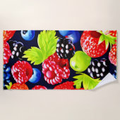 Farbenfrohe Berry Medley Design Strandtuch (Vorderseite)