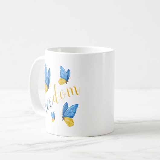 Farbenfrohe blaue Gelbe Schmetterling Kaffeetasse (Vorderseite Links)