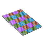 Farbenfrohe Blockstil-Checkerboard-Spirale Notizblock (Rechte Seite)