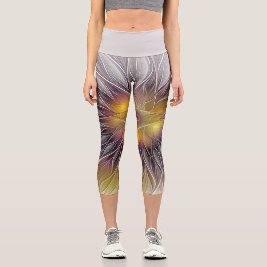 Farbenfrohe Blume, Abstrakt modernes Fraktal Capri Leggings (Vorderseite)