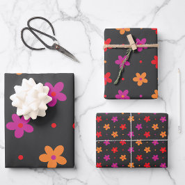Farbenfrohe Blume auf dunklem Hintergrund Geschenkpapier Set