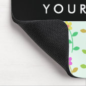 Farbenfrohe Blume, hellgrüner Hintergrund, schwarz Mousepad (Ecke)