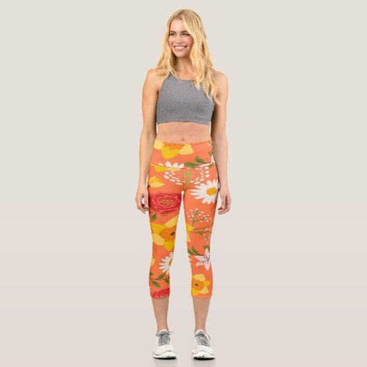 Farbenfrohe Blumenmuster Capri Leggings (Vorderseite)