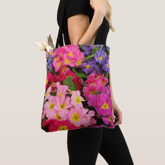 Farbenfrohe Blumenrosa Lila Primula-Blume Tasche (Von Nahem)