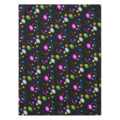 Farbenfrohe Bollons und Streamer auf BLACK Tischdecke (Vorderseite)