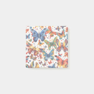 Farbenfrohe Butterfly zeichnend Post-it Klebezettel