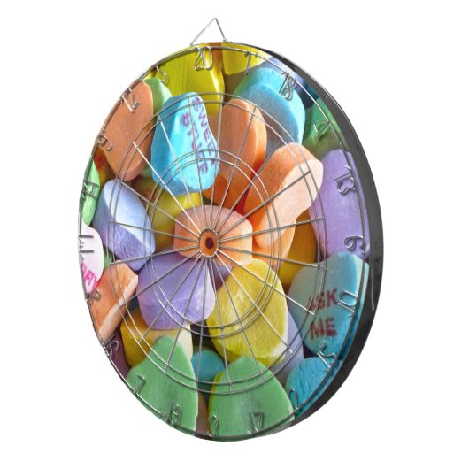 Farbenfrohe Candy Hearts Dartscheibe (Vorderseite rechts)