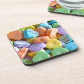 Farbenfrohe Candy Hearts Getränkeuntersetzer (Linke Seite)