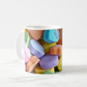 Farbenfrohe Candy Hearts Kaffeetasse (Vorderseite Links)