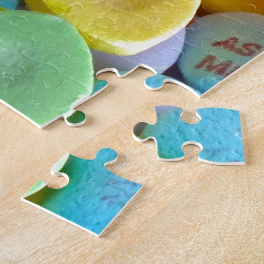 Farbenfrohe Candy Hearts Puzzle (Seite)