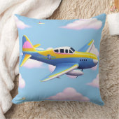 Farbenfrohe Cartoon-Flugzeuge im hellen Himmel Kissen (Decke)