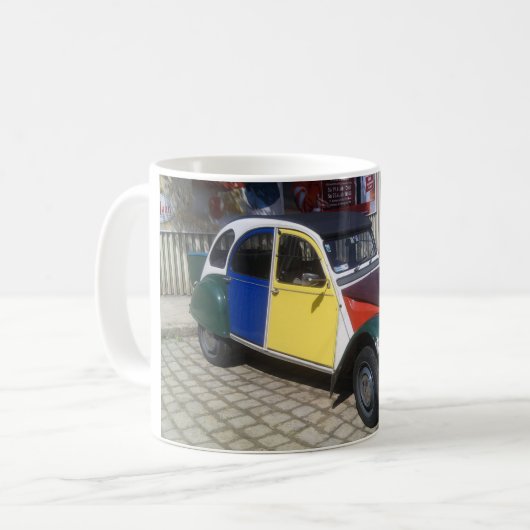 Farbenfrohe Citroen 2 CV Kaffeetasse (Vorderseite Links)