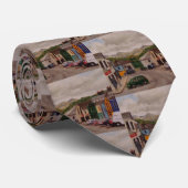 Farbenfrohe Clifden Irland mit blaugrünem Rot Krawatte (Gerollt)