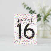 Farbenfrohe Confetti Sweet 16 Postkarte (Stehend Vorderseite)