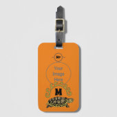 Farbenfrohe Cumberland Slide Turtle Monogram Gepäckanhänger (Vorderseite Vertikal)