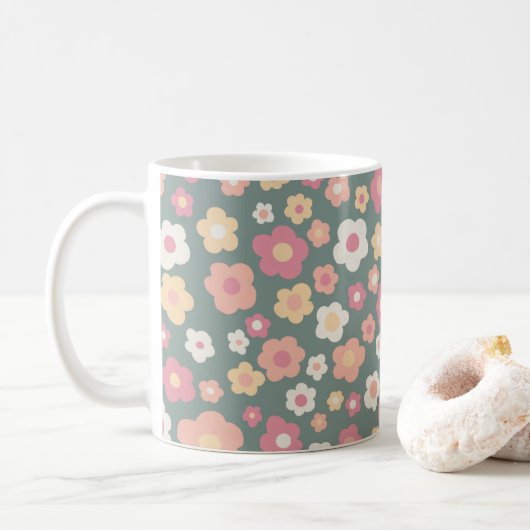 Farbenfrohe Daisies florales Retro Muster Pastel Kaffeetasse (Mit Donut)